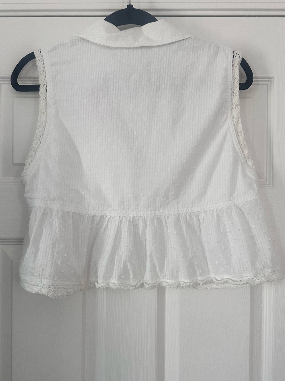 Anthropologie Pilcro Crop White Blouse Size Medium - Picture 5 of 6